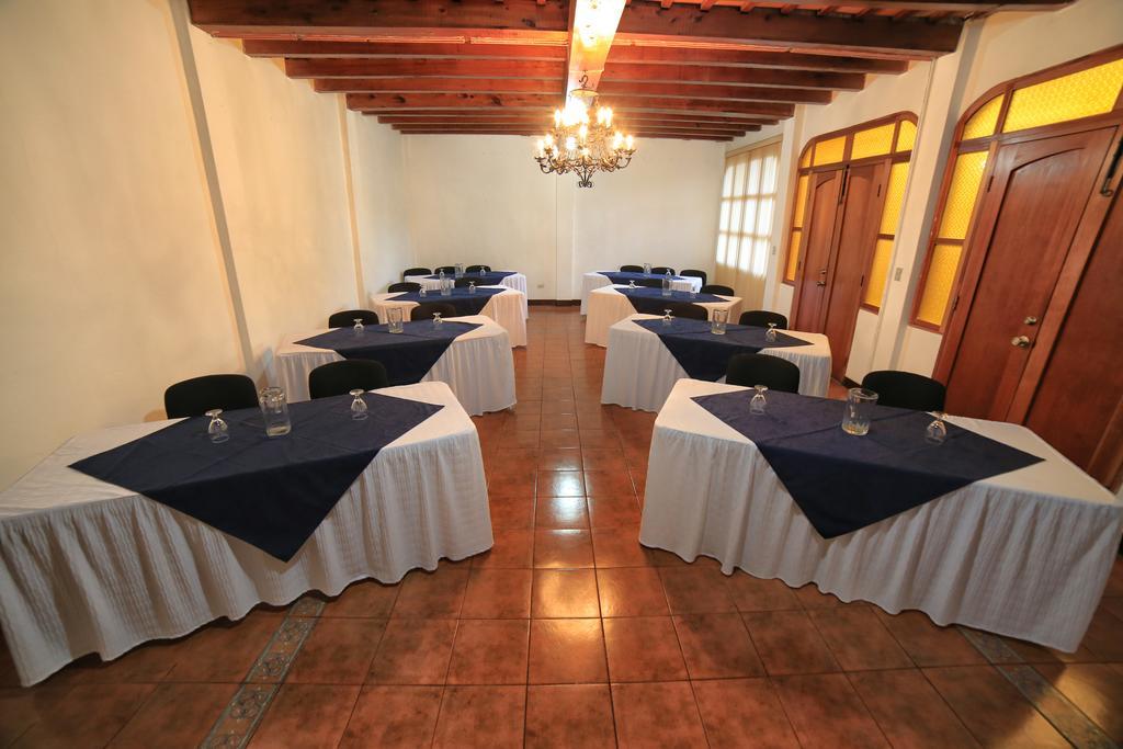 Hotel Casa De Las Fuentes أنتيغوا غواتيمالا المظهر الخارجي الصورة